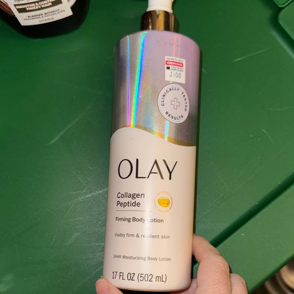 OLAY Other - OLAY Collagen Peptide Firming Body Lotion - Pearl White with Holographic Accents